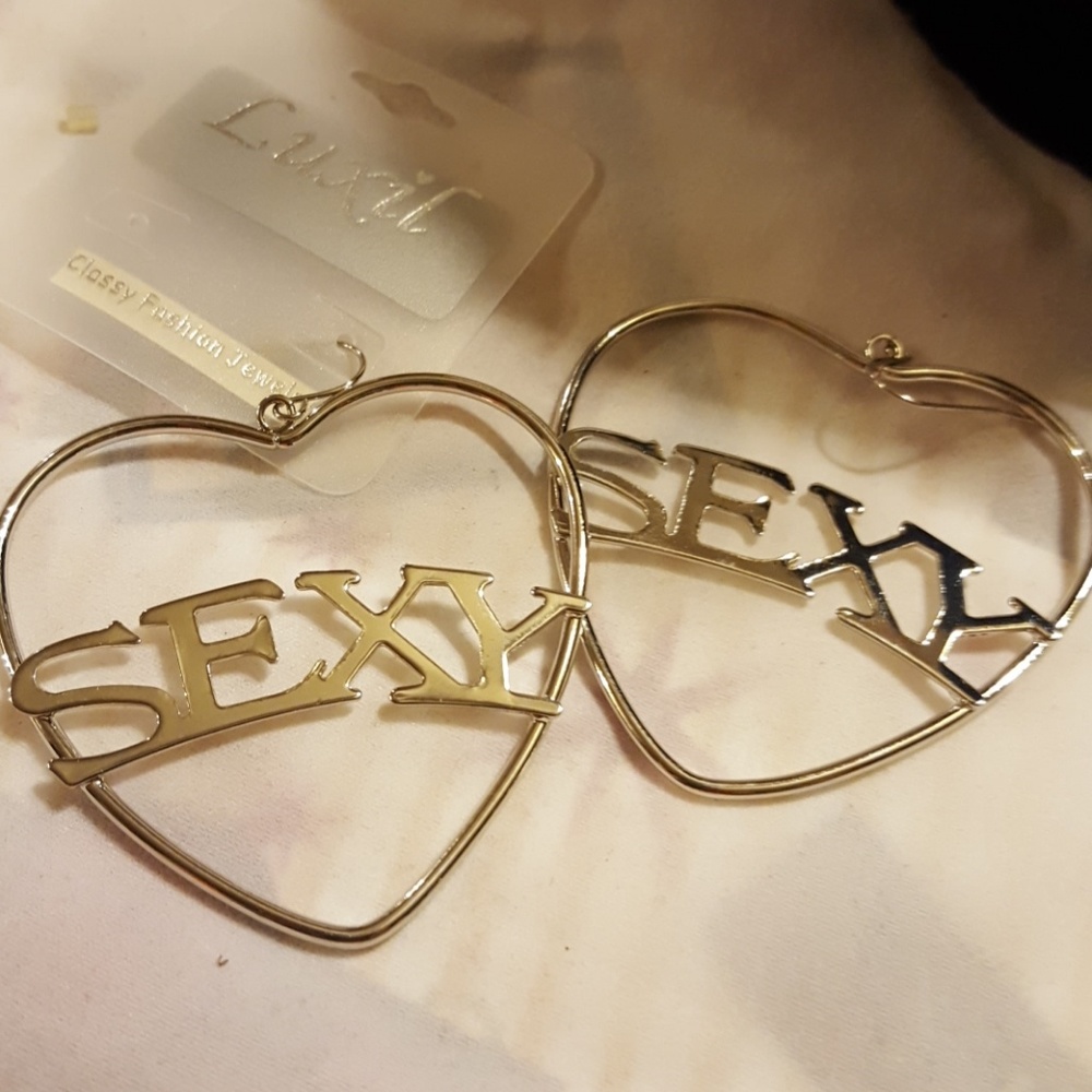 Large heart-shaped hoop in laid sexy earrings